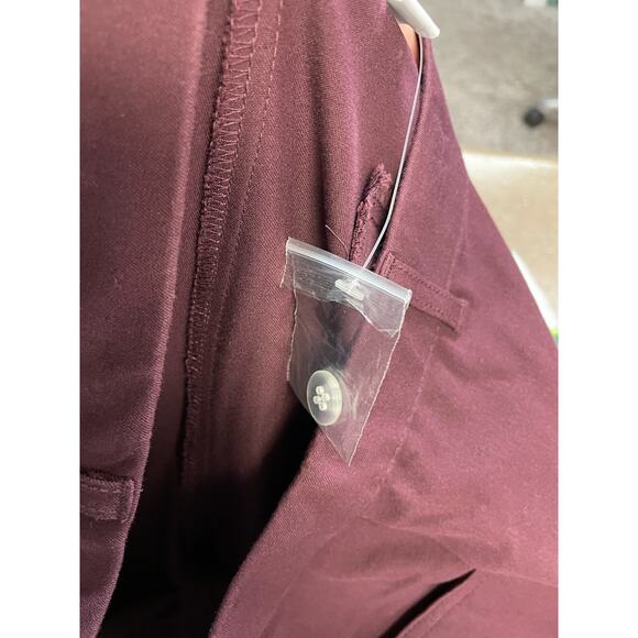 Isaac Mizrahi Live Pants 16P Petite Womens Burgundy Red Bootcut Stretch - Picture 9 of 11